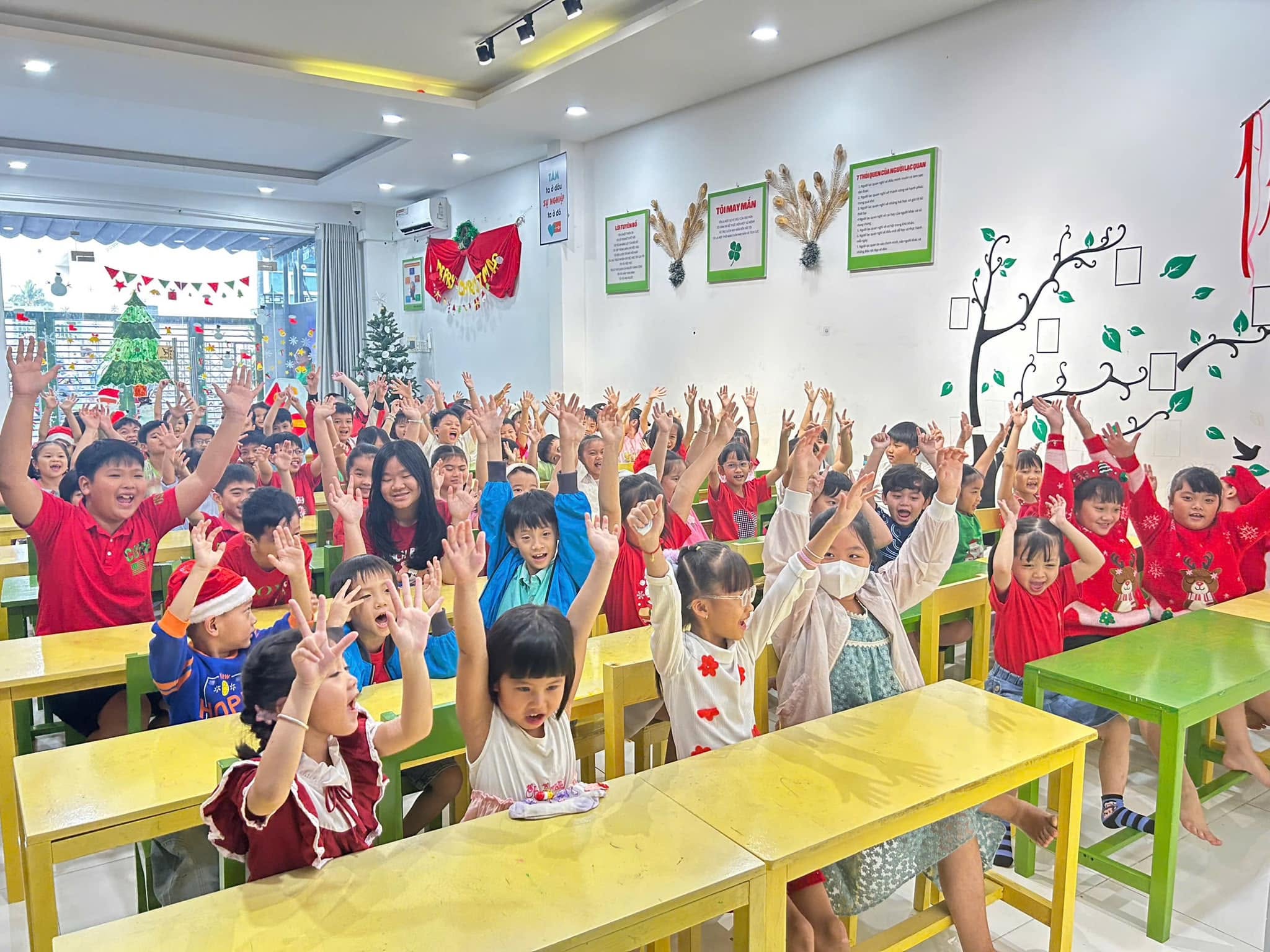 Học viên SuperKids học Toán trí tuệ